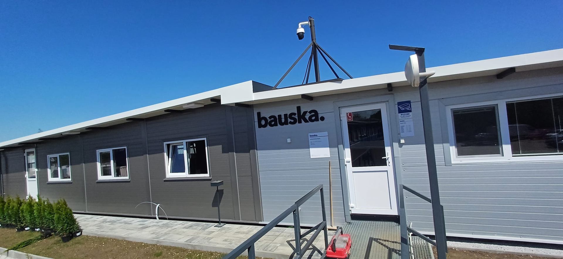 Plastové okná a dvere na prevádzke Bauska